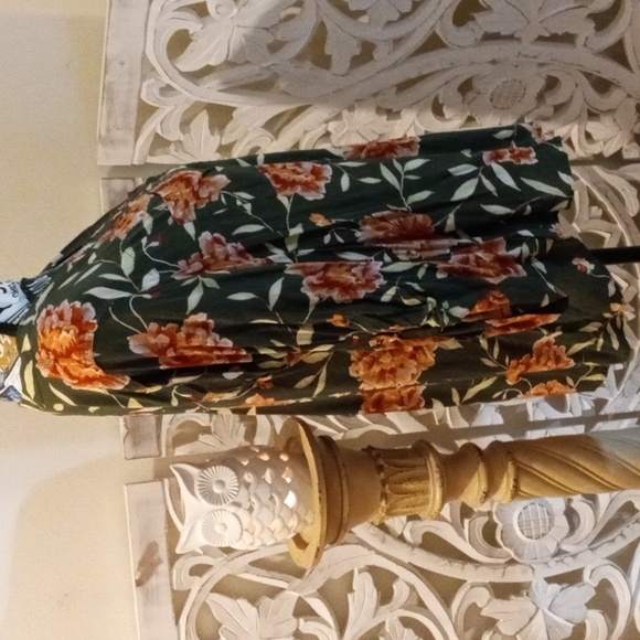 TORRID HARPER Women's SZ 0/US 12 Large Beautiful Floral Pattern Rayon Cozy Bouse - Picture 12 of 16